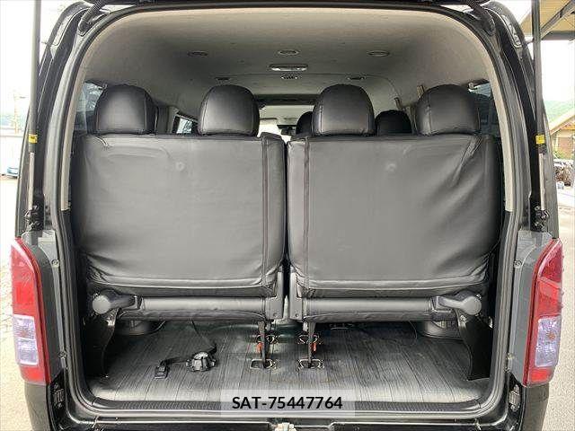 Toyota HIACE WAGON 2018-06 7961951-11