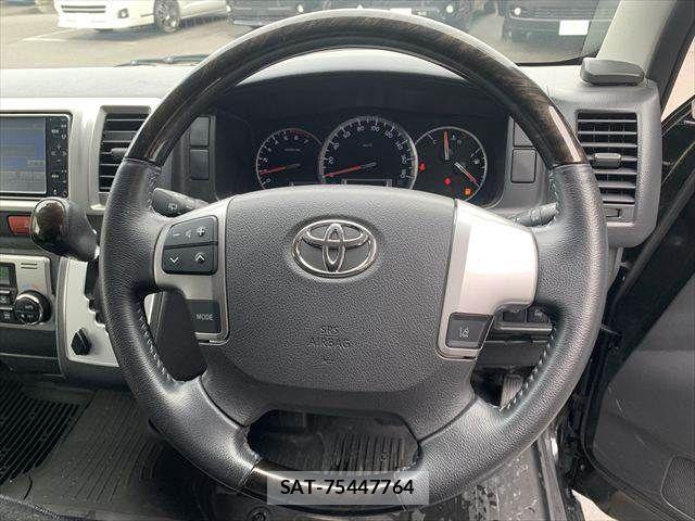 Toyota HIACE WAGON 2018-06 7961951-12