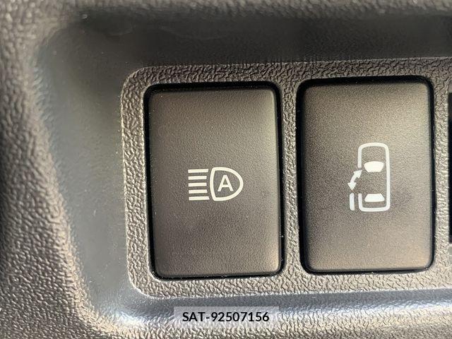 Toyota HIACE WAGON 2019-05 7961952-12