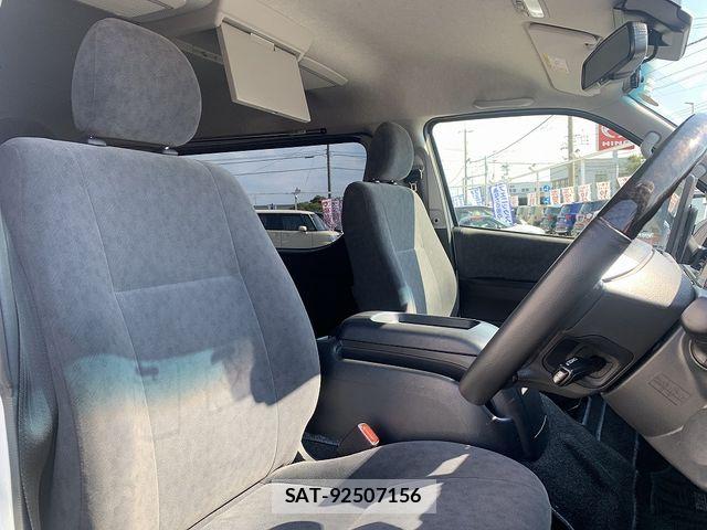 Toyota HIACE WAGON 2019-05 7961952-17
