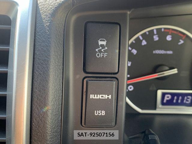 Toyota HIACE WAGON 2019-05 7961952-24