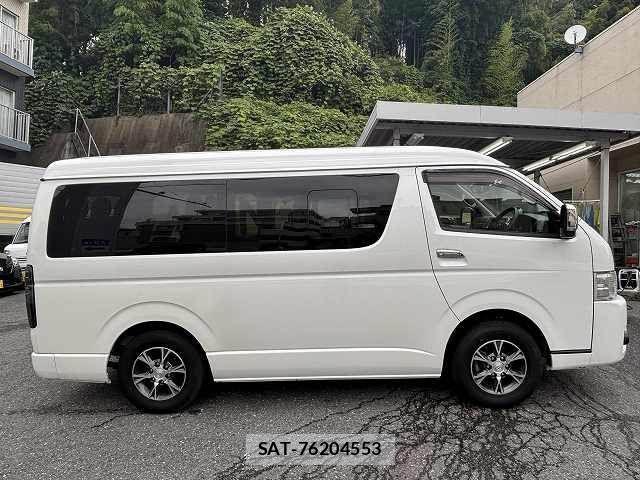 Toyota HIACE WAGON 2022-01 7961950-19