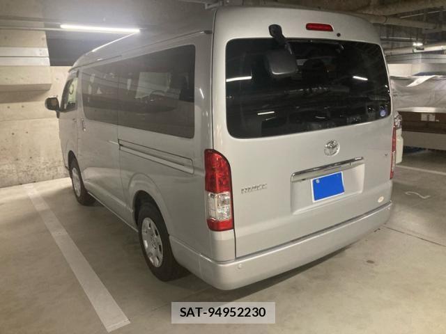 Toyota HIACE WAGON 2017-07 7979411-3