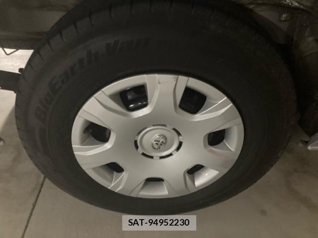 Toyota HIACE WAGON 2017-07 7979411-5