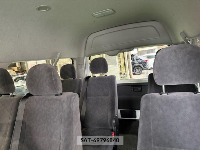 Toyota HIACE WAGON 2025-10 7979408-11
