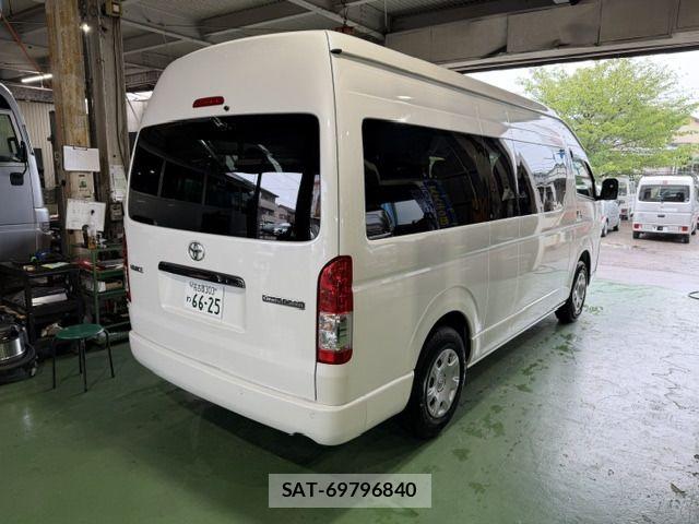 Toyota HIACE WAGON 2025-10 7979408-3
