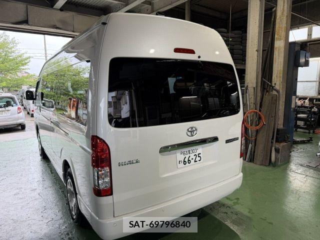 Toyota HIACE WAGON 2025-10 7979408-5