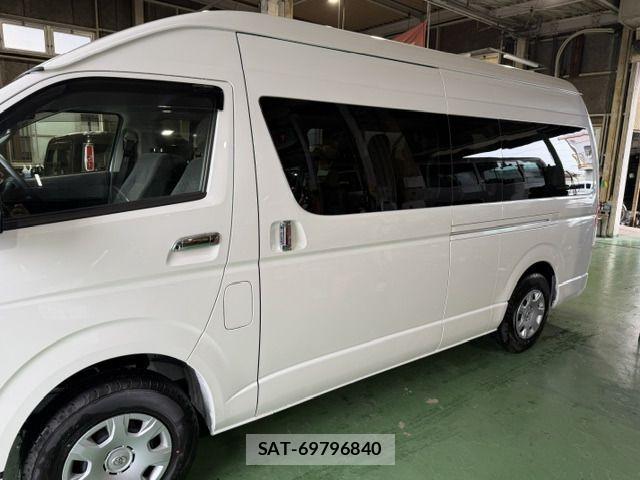 Toyota HIACE WAGON 2025-10 7979408-6