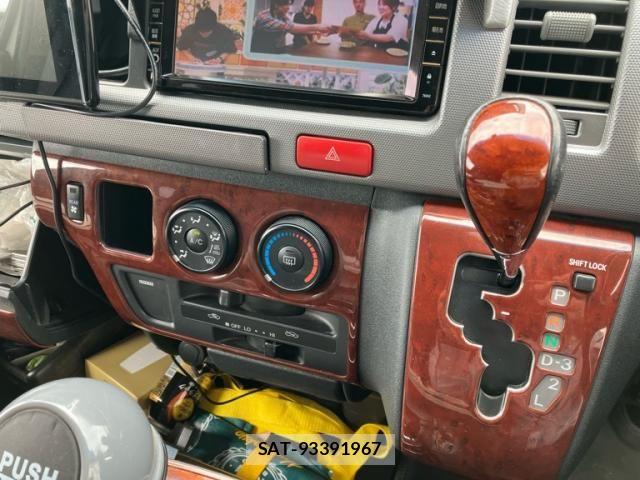 Toyota HIACE WAGON 2010-03 8035892-12