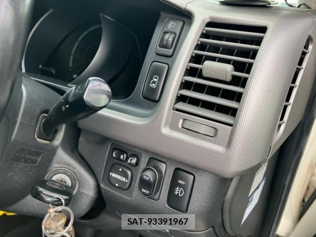 Toyota HIACE WAGON 2010-03 8035892-16