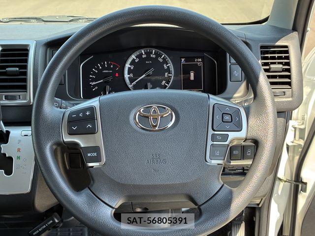 Toyota HIACE WAGON 2025-09 8035881-23