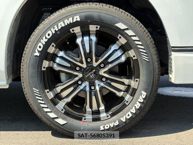 Toyota HIACE WAGON 2025-09 8035881-28