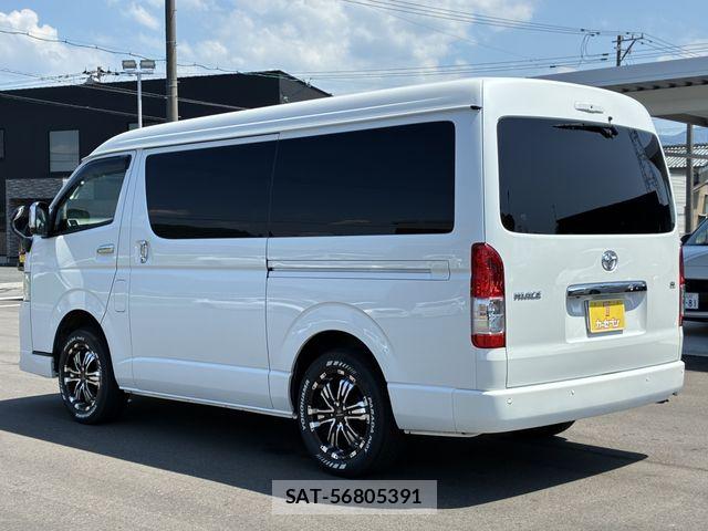 Toyota HIACE WAGON 2025-09 8035881-8