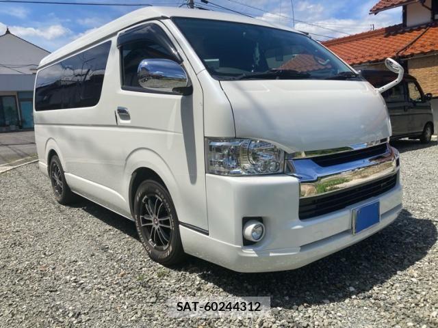 Toyota HIACE WAGON 2017-09 8035889-1