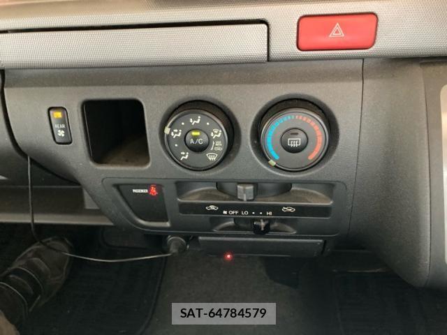 Toyota HIACE WAGON 2009-10 8035898-12