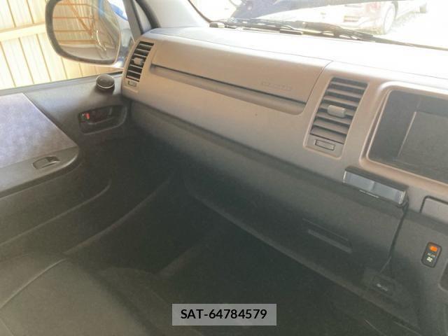 Toyota HIACE WAGON 2009-10 8035898-16