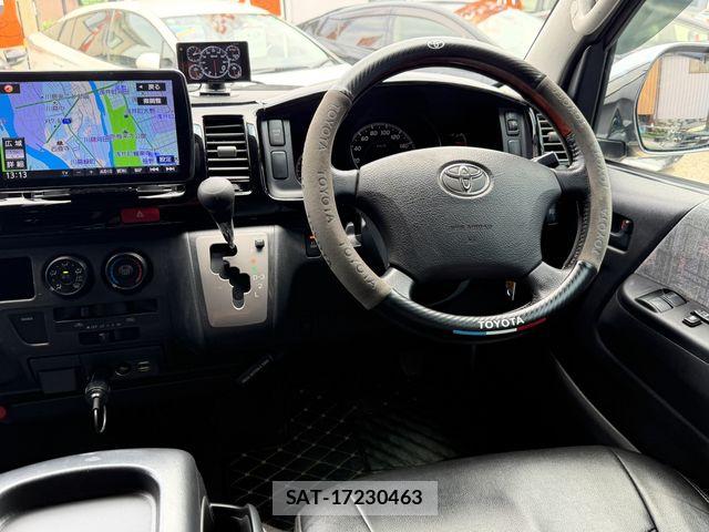 Toyota HIACE WAGON 2006-12 8035891-9