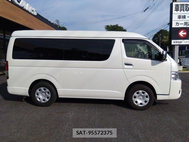 Toyota HIACE WAGON 2025-06 8073963-16