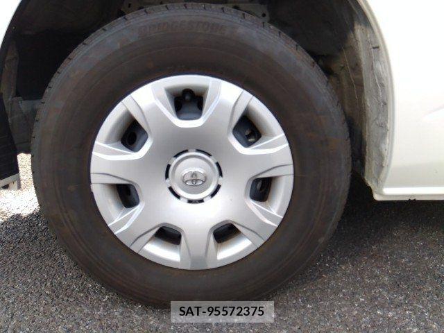 Toyota HIACE WAGON 2025-06 8073963-22