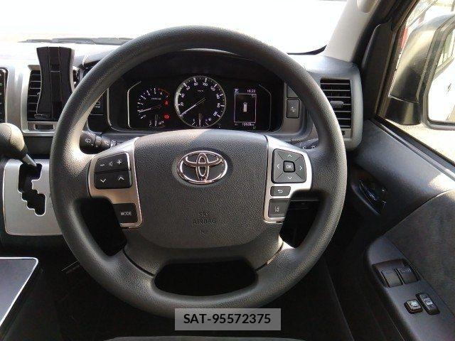 Toyota HIACE WAGON 2025-06 8073963-7
