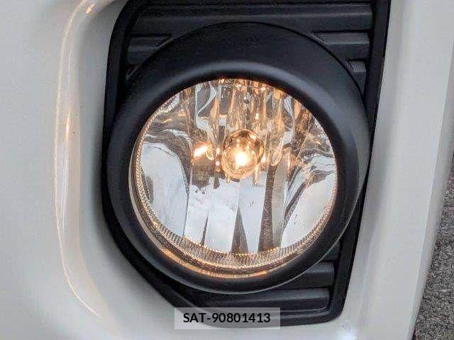 Toyota HIACE WAGON 2018-07 8073965-12