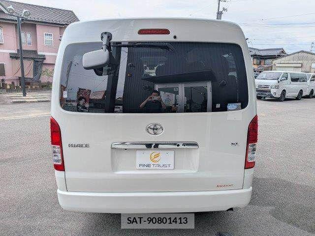 Toyota HIACE WAGON 2018-07 8073965-18