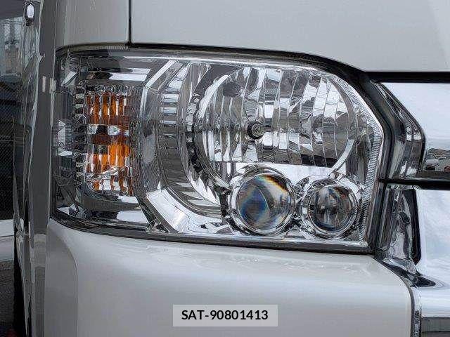 Toyota HIACE WAGON 2018-07 8073965-22