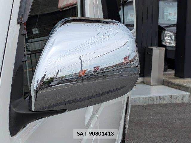 Toyota HIACE WAGON 2018-07 8073965-25