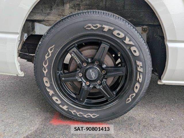 Toyota HIACE WAGON 2018-07 8073965-27