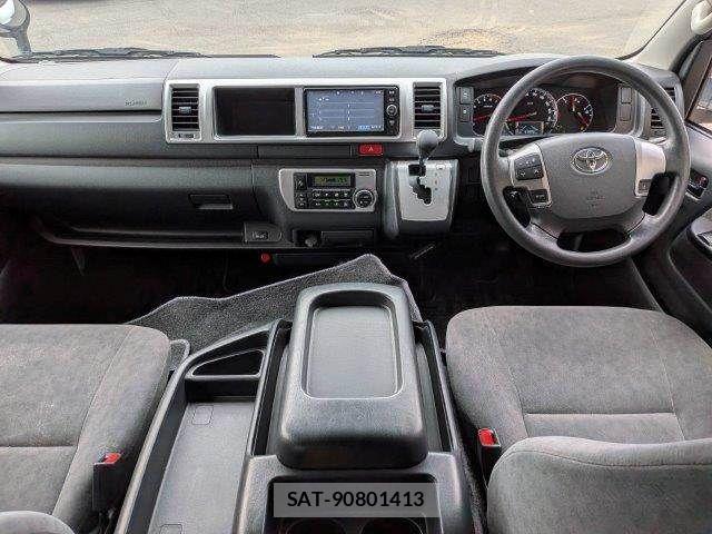 Toyota HIACE WAGON 2018-07 8073965-2