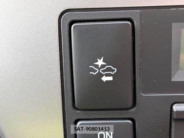 Toyota HIACE WAGON 2018-07 8073965-6