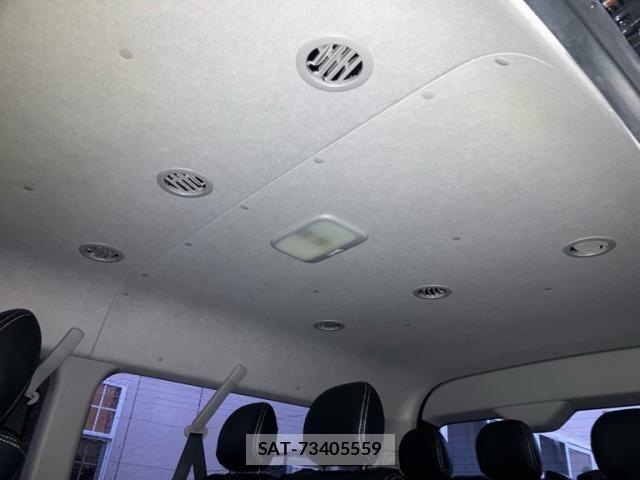 Toyota HIACE WAGON 2019-09 8073966-13