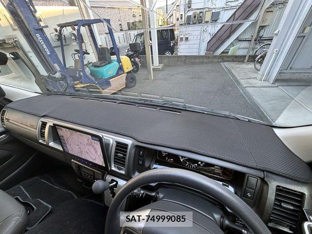Toyota HIACE WAGON 2024-08 8073962-26