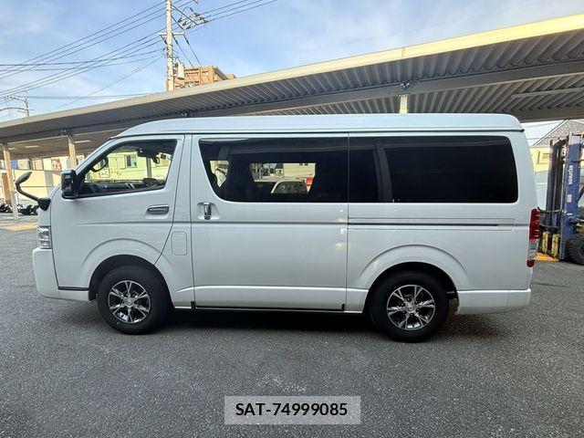 Toyota HIACE WAGON 2024-08 8073962-2