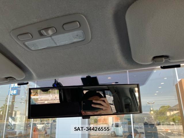 Toyota HIACE WAGON 2013-12 8073968-24
