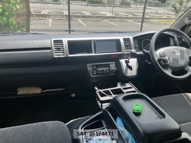 Toyota HIACE WAGON 2021-08 8073964-23