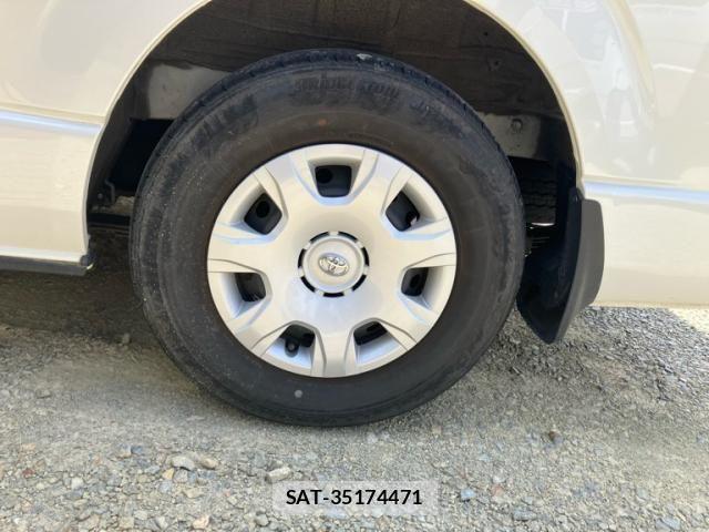 Toyota HIACE WAGON 2021-08 8073964-5