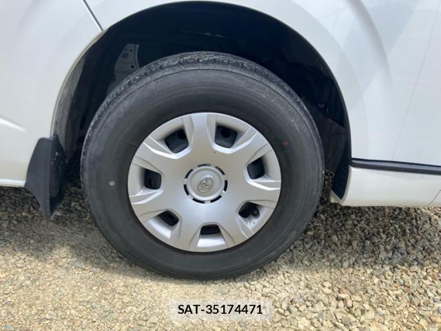 Toyota HIACE WAGON 2021-08 8073964-6