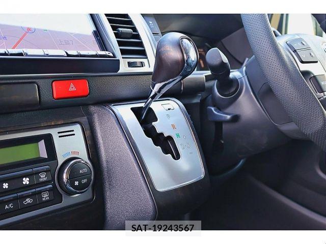 Toyota HIACE WAGON 2024-01 8099529-17