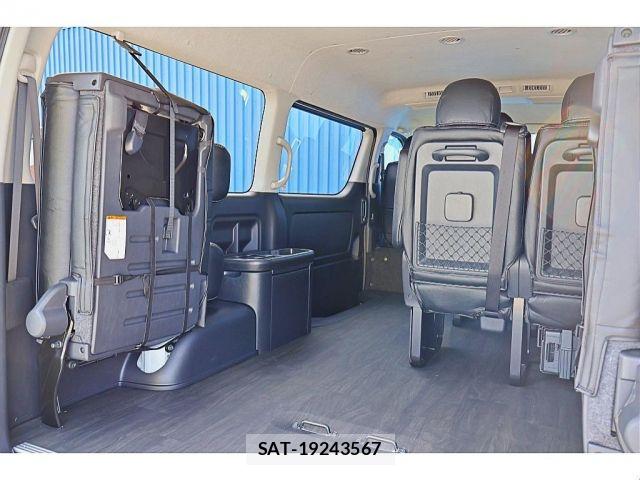 Toyota HIACE WAGON 2024-01 8099529-3