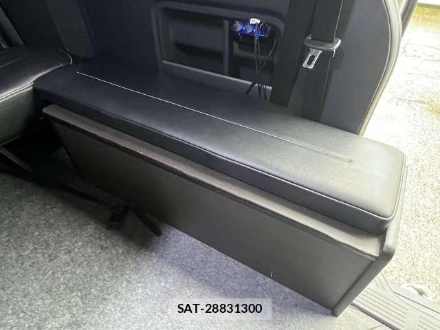 Toyota HIACE WAGON 2023-11 8130451-14