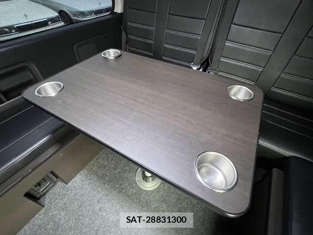 Toyota HIACE WAGON 2023-11 8130451-16