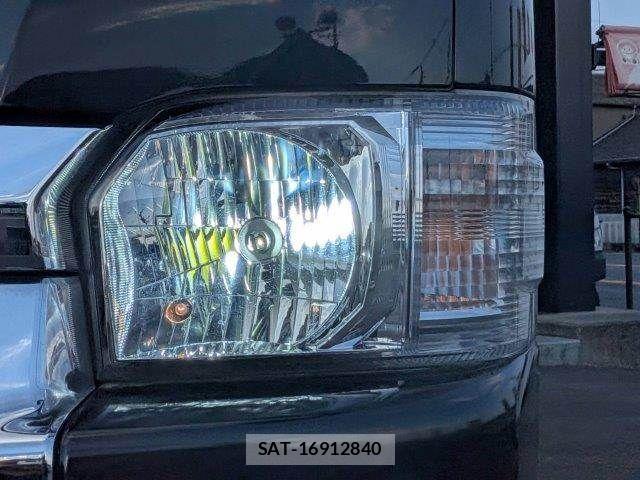 Toyota HIACE WAGON 2016-07 8130458-9