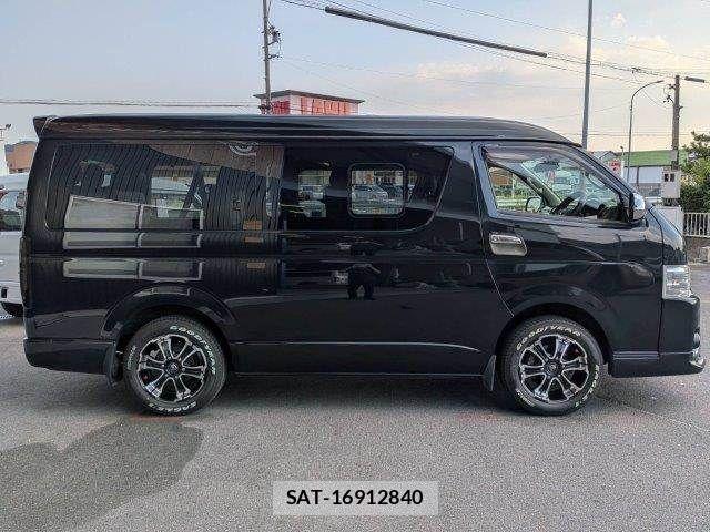 Toyota HIACE WAGON 2016-07 8130458-14