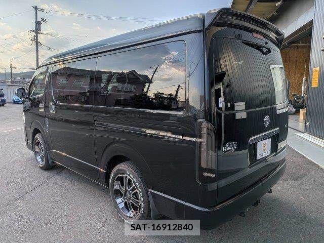 Toyota HIACE WAGON 2016-07 8130458-17