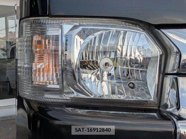 Toyota HIACE WAGON 2016-07 8130458-20