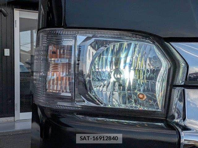 Toyota HIACE WAGON 2016-07 8130458-28
