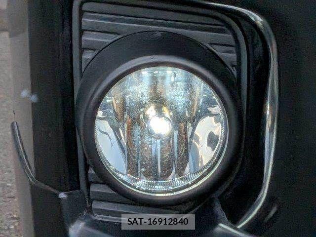 Toyota HIACE WAGON 2016-07 8130458-29