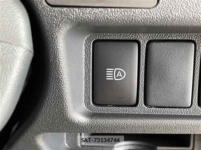 Toyota HIACE WAGON 2026-06 8145888-14