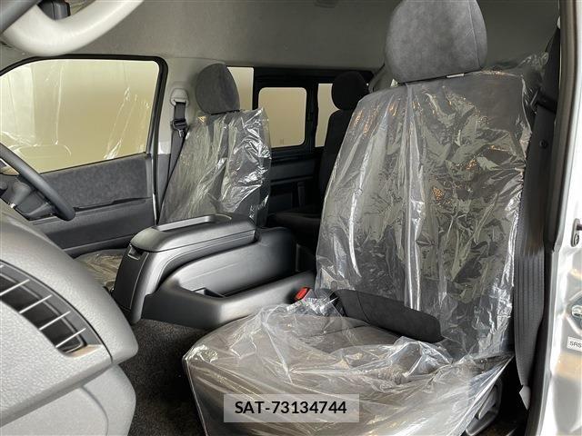 Toyota HIACE WAGON 2026-06 8145888-21